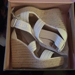 CHARLOTTE RUSSE white wedges, size 6